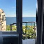 с авторским ремонтом, панорамный вид на море *