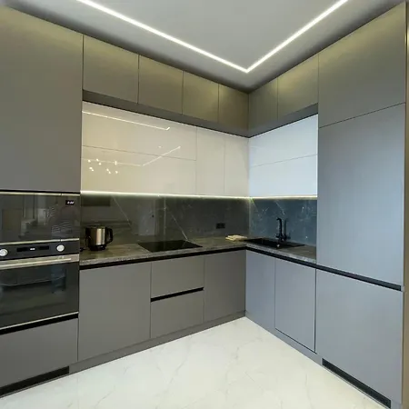 Шикарная Квартира С Балконом И Панорамным Видом На Море Apartment *