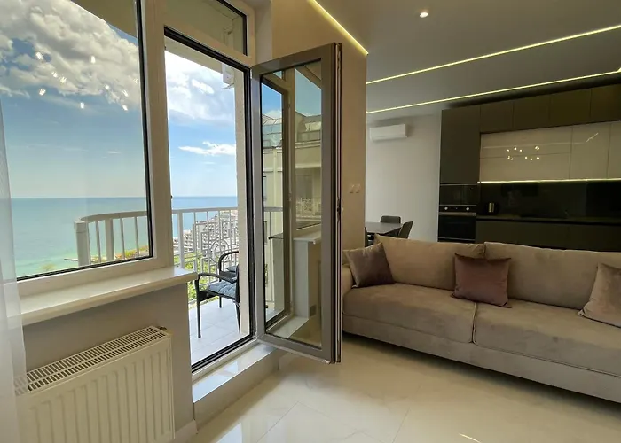 Appartement с авторским ремонтом, панорамный вид на море!