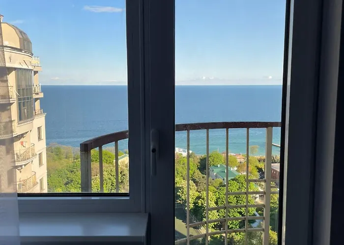 с авторским ремонтом, панорамный вид на море! *